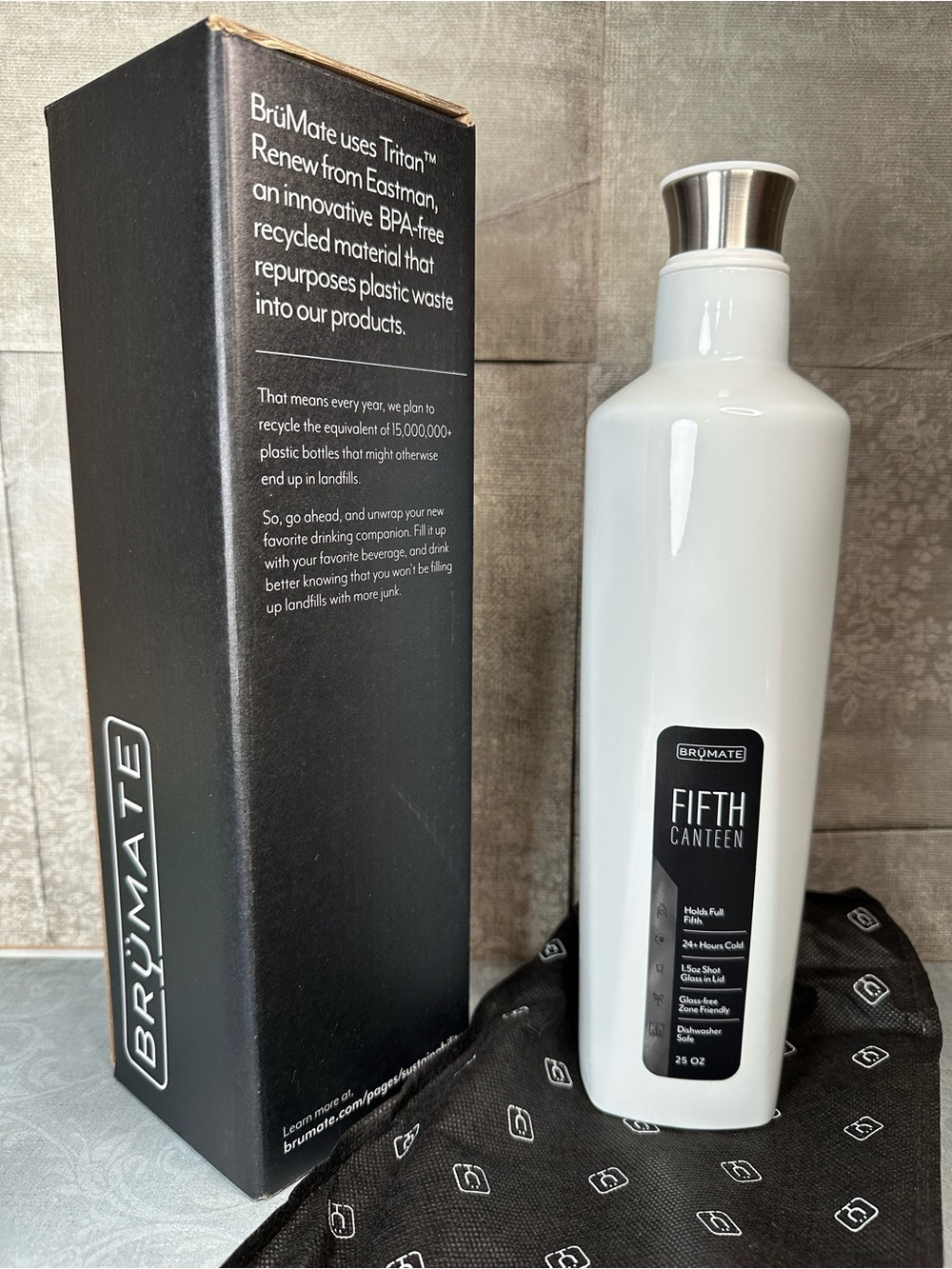 BruMate Fifth 25oz Liquor Canteen | White | New in box